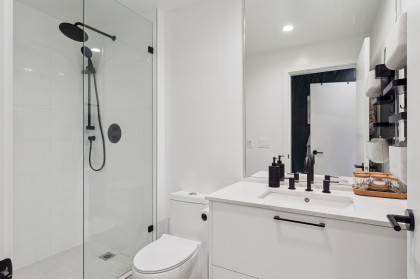 Photo 10 at 142 - 545 E 2nd Street, Lower Lonsdale, North Vancouver