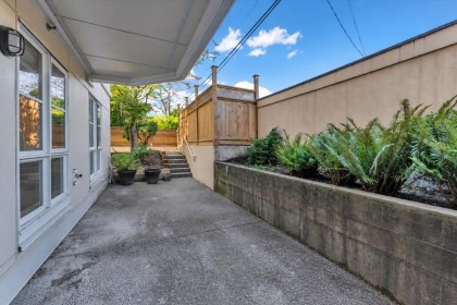 Photo 2 at 104 - 3621 W 26th Avenue, Dunbar, Vancouver West