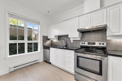 Photo 14 at 104 - 3621 W 26th Avenue, Dunbar, Vancouver West