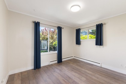 Photo 28 at 424 W Queens Road, Upper Lonsdale, North Vancouver