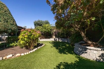 Photo 14 at 424 W Queens Road, Upper Lonsdale, North Vancouver