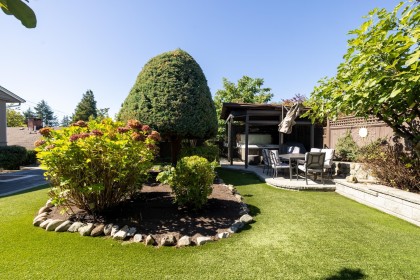 Photo 11 at 424 W Queens Road, Upper Lonsdale, North Vancouver