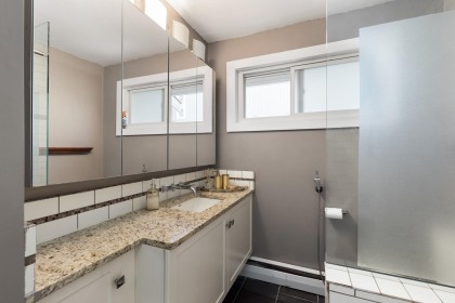 Photo 29 at 424 W Queens Road, Upper Lonsdale, North Vancouver