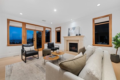 Photo 16 at 4812 Skyline Drive, Canyon Heights NV, North Vancouver