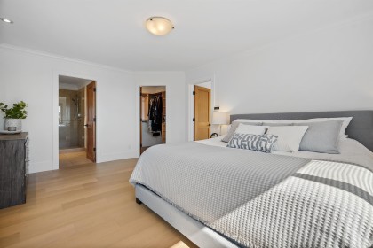Photo 30 at 4812 Skyline Drive, Canyon Heights NV, North Vancouver