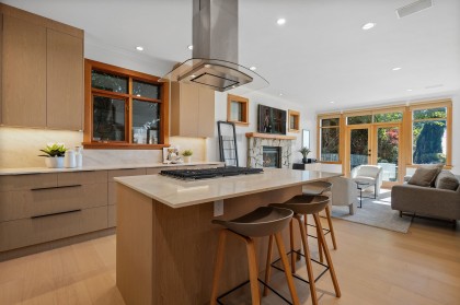 Photo 4 at 4812 Skyline Drive, Canyon Heights NV, North Vancouver