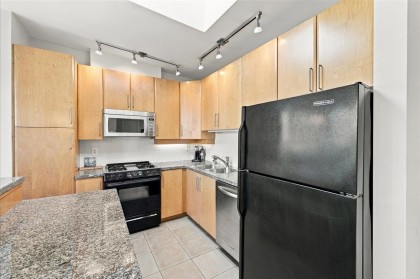 Photo 13 at 707 - 2655 Cranberry Drive, Kitsilano, Vancouver West