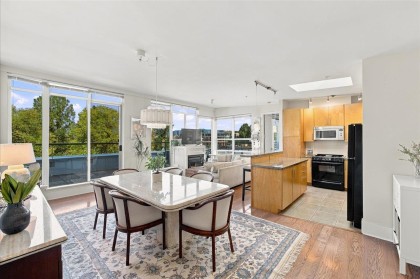 Photo 3 at 707 - 2655 Cranberry Drive, Kitsilano, Vancouver West