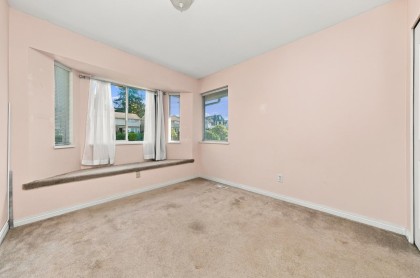 Photo 18 at 423-425 E 2nd Street, Lower Lonsdale, North Vancouver