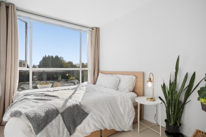 Photo 12 at 203 - 2190 W 5th Avenue, Kitsilano, Vancouver West