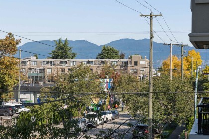 Photo 18 at 203 - 2190 W 5th Avenue, Kitsilano, Vancouver West