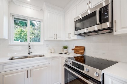 Photo 9 at 34 - 900 17th Street, Mosquito Creek, North Vancouver