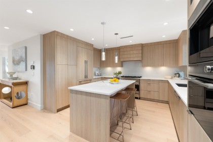 Photo 13 at 806 Montroyal Boulevard, Canyon Heights NV, North Vancouver
