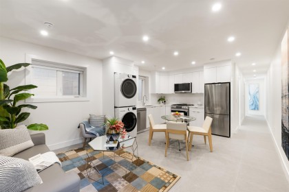 Photo 40 at 806 Montroyal Boulevard, Canyon Heights NV, North Vancouver