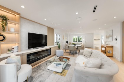 Photo 4 at 806 Montroyal Boulevard, Canyon Heights NV, North Vancouver