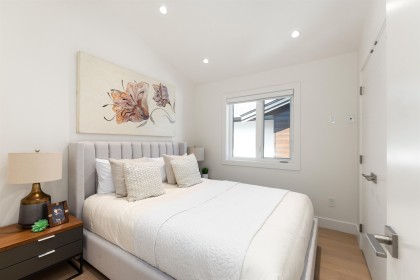 Photo 25 at 806 Montroyal Boulevard, Canyon Heights NV, North Vancouver