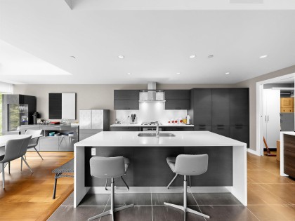 Photo 5 at 303 - 5838 Berton Avenue, University VW, Vancouver West