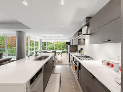 Photo 8 at 303 - 5838 Berton Avenue, University VW, Vancouver West