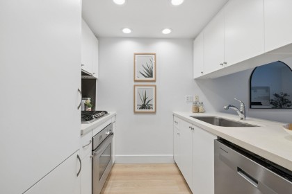 Photo 16 at 319 - 1133 Homer Street, Yaletown, Vancouver West