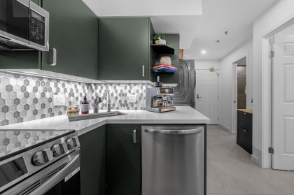 Photo 16 at 104 - 828 W 14th Avenue, Fairview VW, Vancouver West