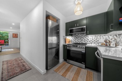 Photo 9 at 104 - 828 W 14th Avenue, Fairview VW, Vancouver West