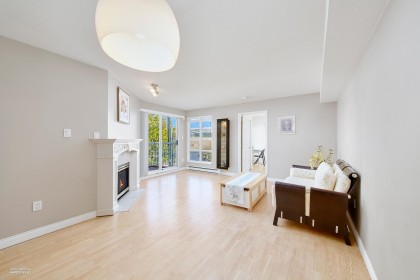 Photo 8 at 301 - 8989 Hudson Street, Marpole, Vancouver West