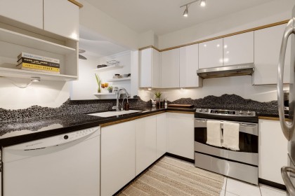 Photo 7 at 103 - 1644 Mcguire Avenue, Pemberton NV, North Vancouver