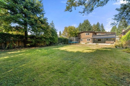 Photo 4 at 2763 Violet Street, Blueridge NV, North Vancouver