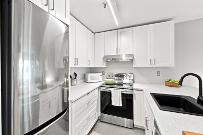 Photo 12 at 108 - 2020 W 8th Avenue, Kitsilano, Vancouver West