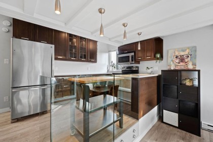 Photo 8 at 201 - 341 Mahon Avenue, Lower Lonsdale, North Vancouver