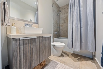 Photo 11 at 806 - 1633 Ontario Street, False Creek, Vancouver West