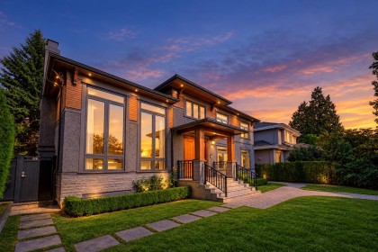 Photo 1 at 1433 W 48th Avenue, South Granville, Vancouver West