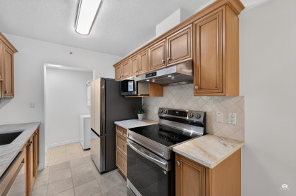 Photo 15 at 202 - 5639 Hampton Place, University VW, Vancouver West