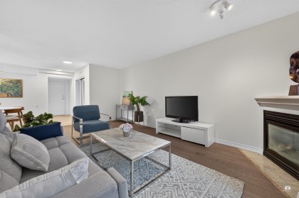 Photo 4 at 202 - 5639 Hampton Place, University VW, Vancouver West
