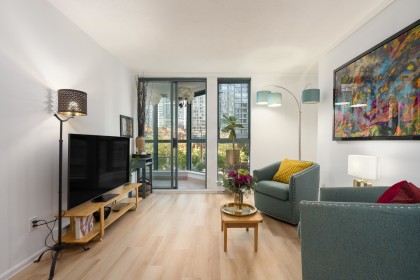 Photo 10 at 807 - 1238 Melville Street, Coal Harbour, Vancouver West