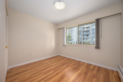 Photo 21 at 302 - 1345 Chesterfield Avenue, Central Lonsdale, North Vancouver