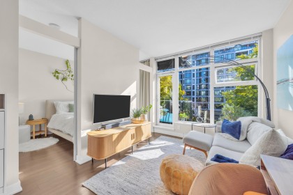 Photo 3 at 317 - 1777 W 7th Avenue, Fairview VW, Vancouver West