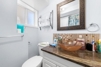 Photo 32 at 626 E 13th Street, Boulevard, North Vancouver