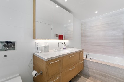 Photo 30 at 310 - 1571 W 57th Avenue, South Granville, Vancouver West