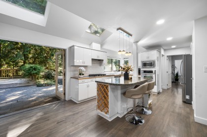 Photo 9 at 5520 Huckleberry Lane, Grouse Woods, North Vancouver
