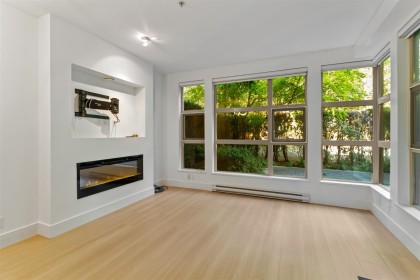 Photo 8 at 208 - 3606 Aldercrest Drive, Roche Point, North Vancouver