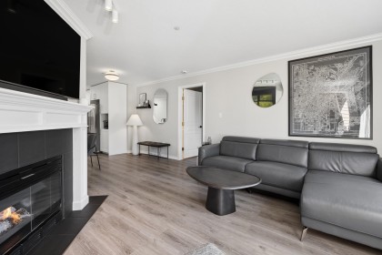 Photo 6 at 201 - 1140 Strathaven Drive, Northlands, North Vancouver