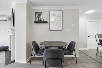 Photo 8 at 201 - 1140 Strathaven Drive, Northlands, North Vancouver