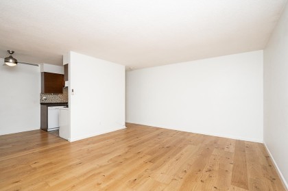 Photo 14 at 106 - 235 E 13th Street, Central Lonsdale, North Vancouver
