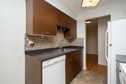 Photo 21 at 106 - 235 E 13th Street, Central Lonsdale, North Vancouver