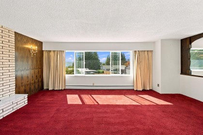 Photo 6 at 4148 Fairway Place, Dollarton, North Vancouver