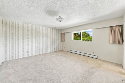 Photo 18 at 4148 Fairway Place, Dollarton, North Vancouver