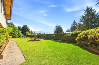 Photo 35 at 4148 Fairway Place, Dollarton, North Vancouver