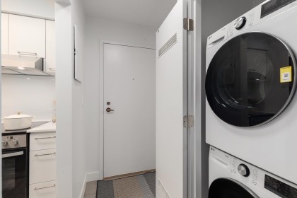 Photo 13 at 207 - 2410 Cornwall Avenue, Kitsilano, Vancouver West