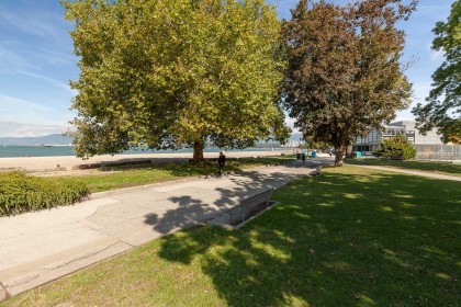 Photo 32 at 207 - 2410 Cornwall Avenue, Kitsilano, Vancouver West